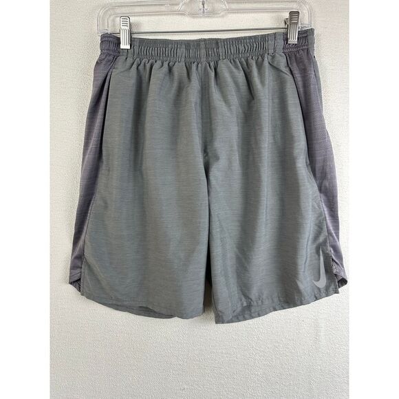 Nike‎ Shorts Men's Medium Athletic Activewear - Picture 1 of 9